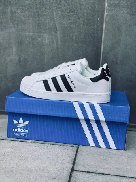 Классика adidas superstar / натуральная кожа / женские кросовки адидас суперстар / adidas superstar / белые адики суперстары