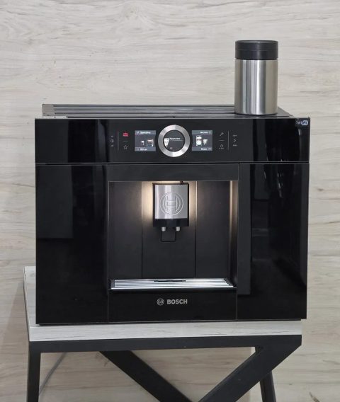 Кофемашина Bosch 8 Серія Чорний обсидіан Топ.стан Home Connect