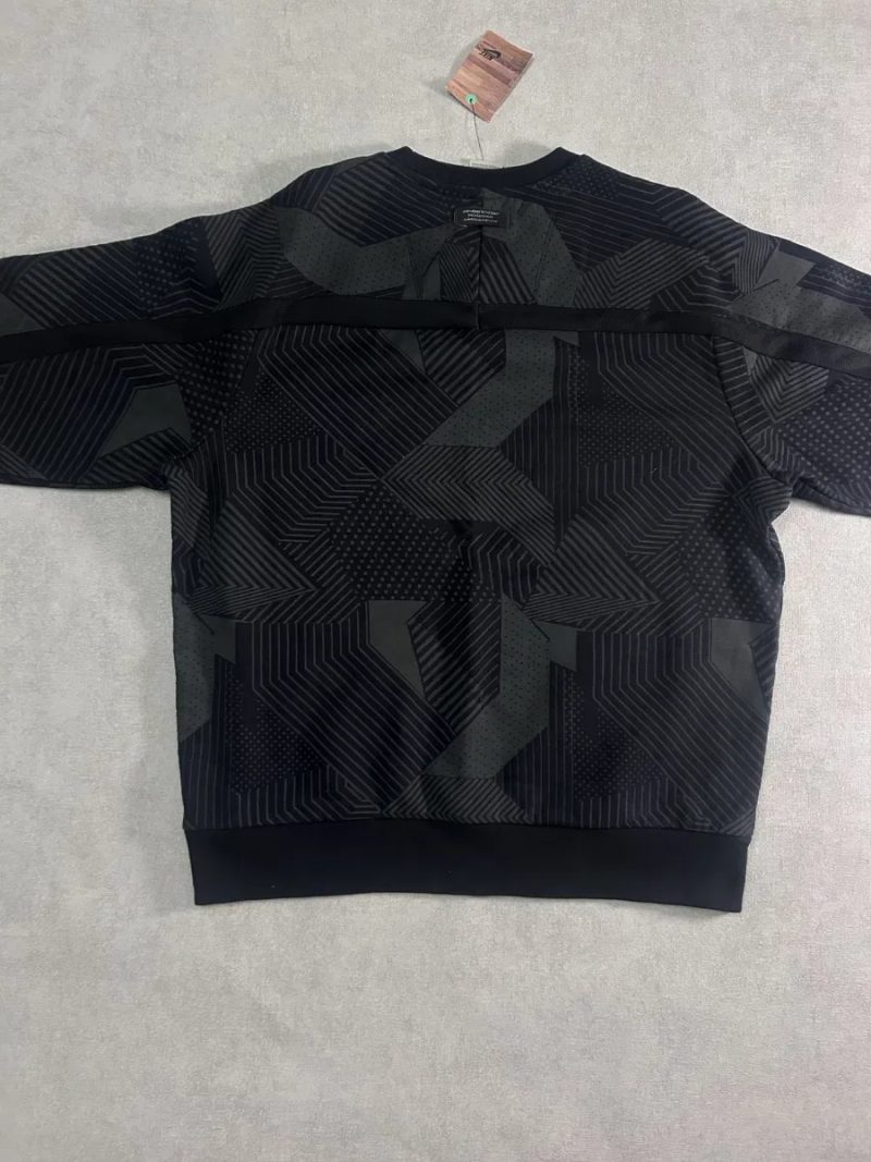 Кофта Nike sportswear | черный цвет — фото 4