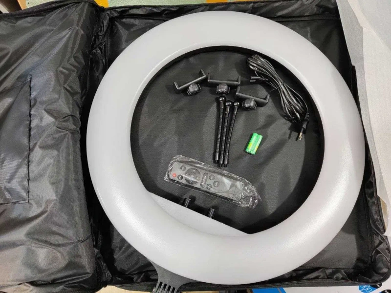 Кольцевая LED лампа RL-21 55см ОРИГИНАЛ пульт, сумка, усиленный штатив — фото 3
