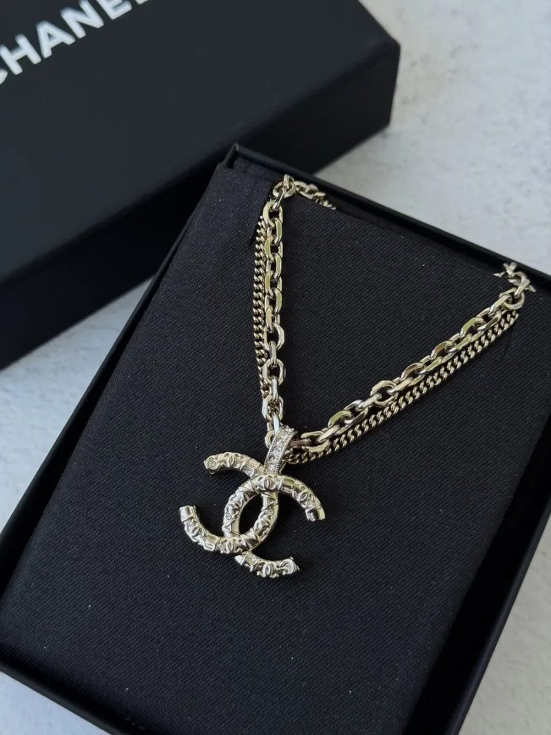 Кольє та чокери chanel нові, з камінням та перлинками — фото 3