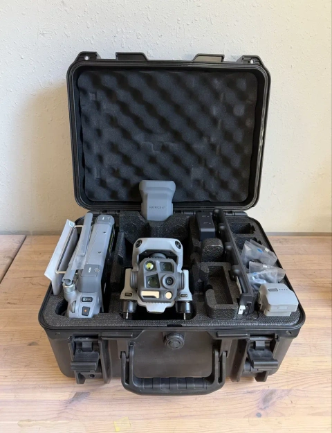 Комплeкт дрон Dji matrice 4 t наліт 24хв
