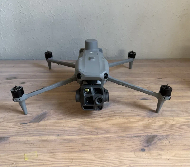 Комплeкт дрон Dji matrice 4 t наліт 24хв — фото 2
