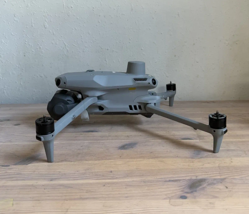 Комплeкт дрон Dji matrice 4 t наліт 24хв — фото 4
