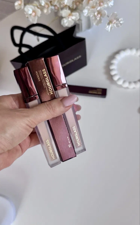 Консилер Hourglass Vanish airbrush concealer