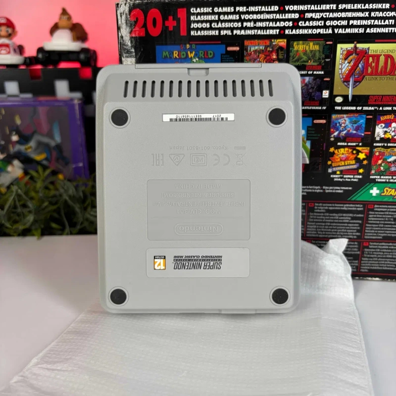 Консоль Nintendo SNES Classic Mini CLV-301 Б/У + 2 оригінальний геймпад SNES Mini приставка нінтендо снес Міні в оригінальній коробці — фото 4