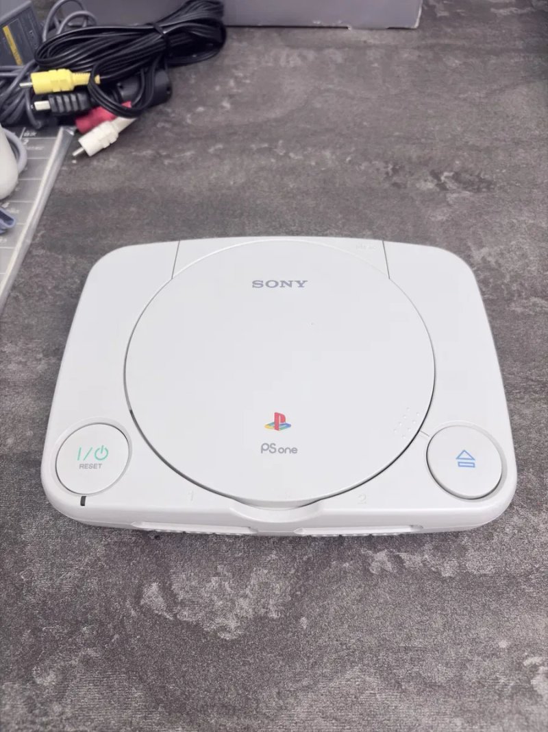 Консоль SONY PS ONE ntsc j 100 v гарний стан — фото 2