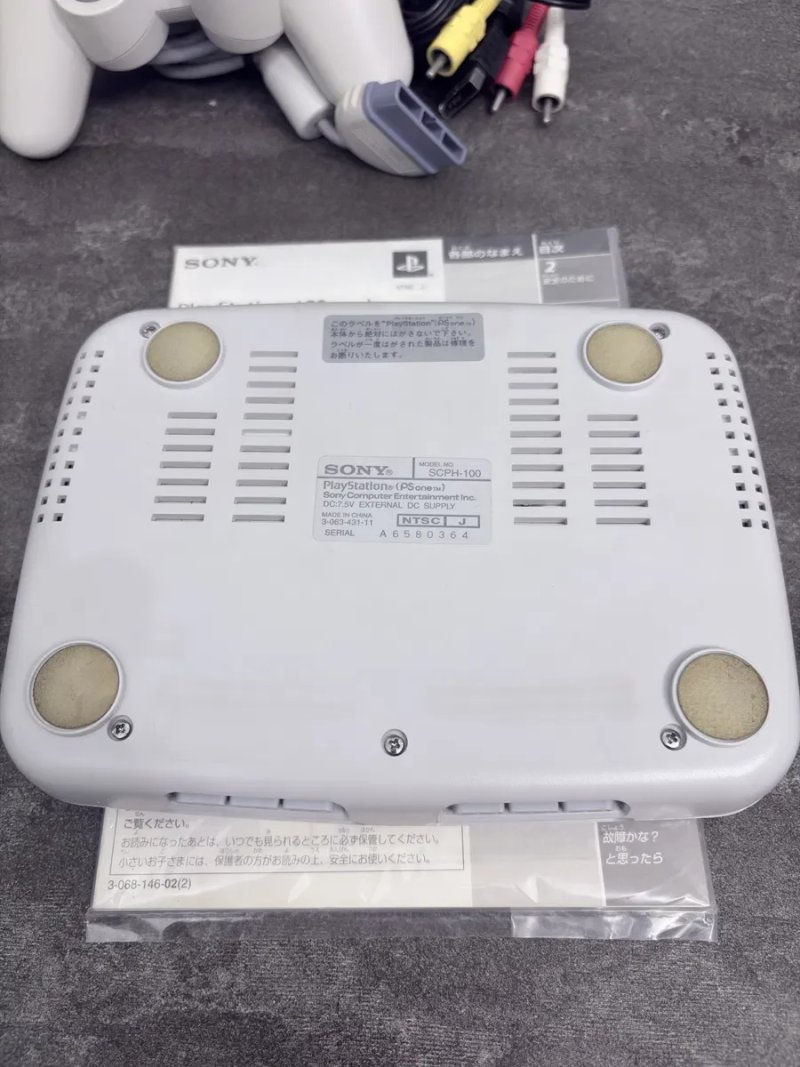 Консоль SONY PS ONE ntsc j 100 v гарний стан — фото 4