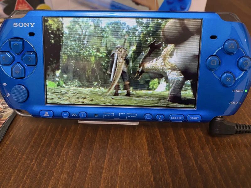 Консоль SONY PSP 3004 vibrant blue — фото 2