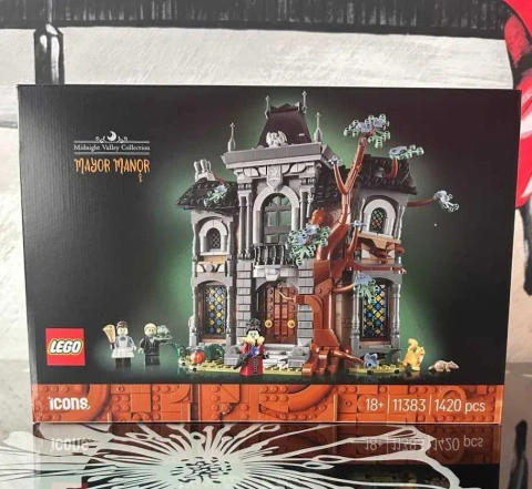 Конструктор LEGO IDEAS 11383 Маєток Пані Мера