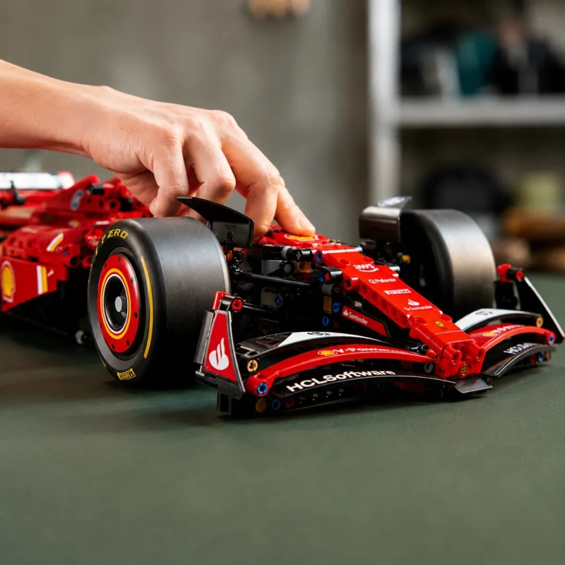 Конструктор Technic – Ferrari SF-24 Formula 1 (42207) | 1361 деталь | сумісний з LEGO — фото 8