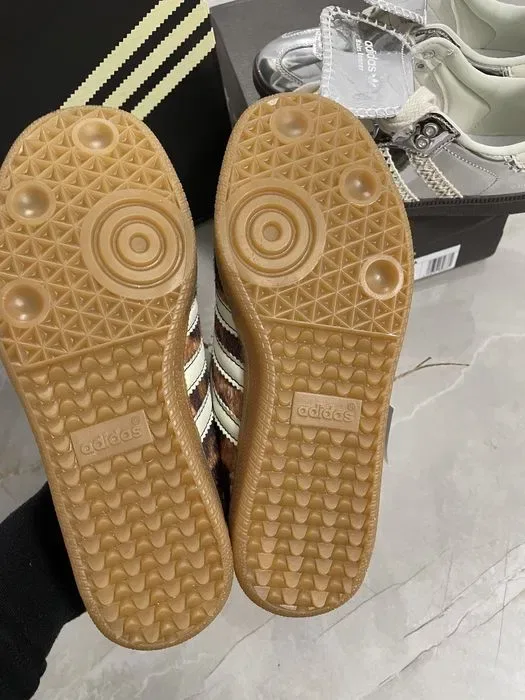 Кросівки adidas samba Wales Bonner pony leo silver adidas кроссовки — фото 8