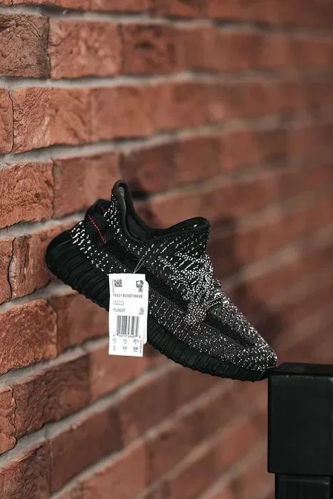 Кросівки Adidas Yeezy Boost 350 V2 Full Reflective Premium Black — фото 6