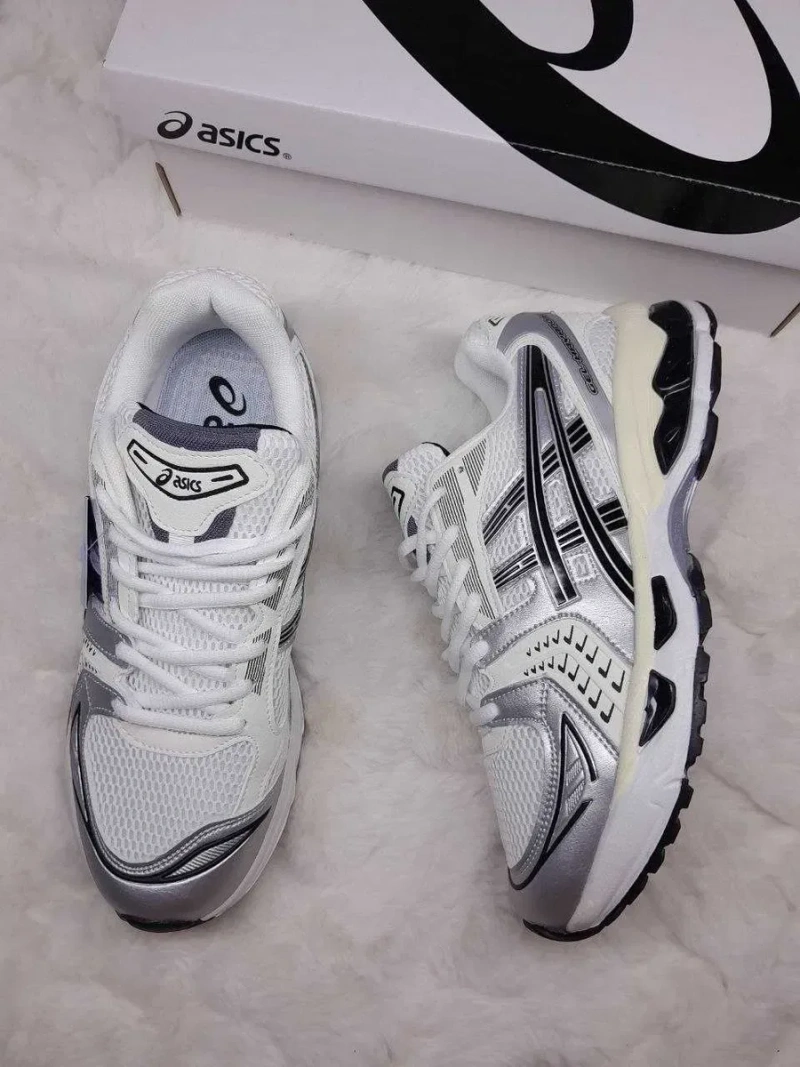 Кросівки Asics Gel-Kayano 14 білі/срібні сітка унісекс 37-41 без передоплати — фото 4