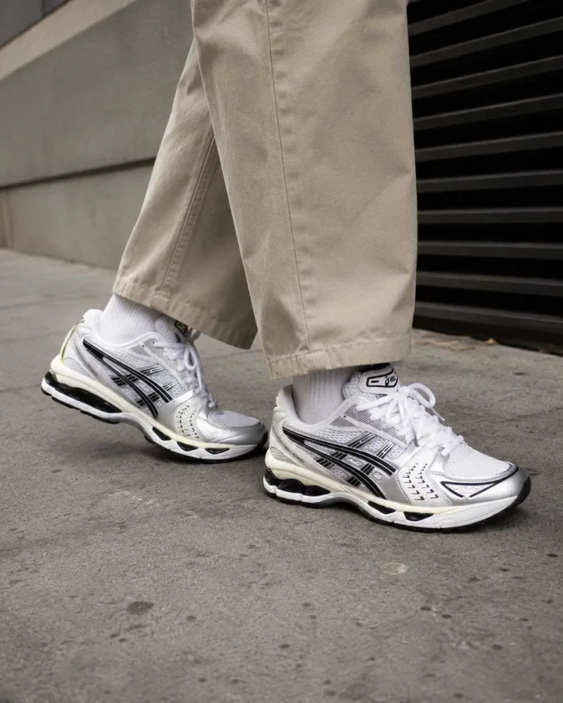Кросівки Asics Gel-Kayano 14 білі/срібні сітка унісекс 37-41 без передоплати — фото 6