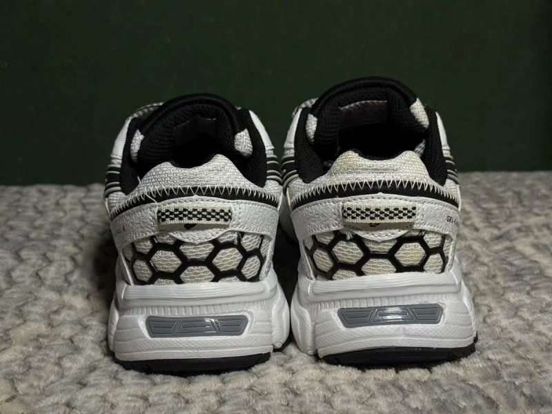 Кросівки Asics розмір  37  24см — фото 3