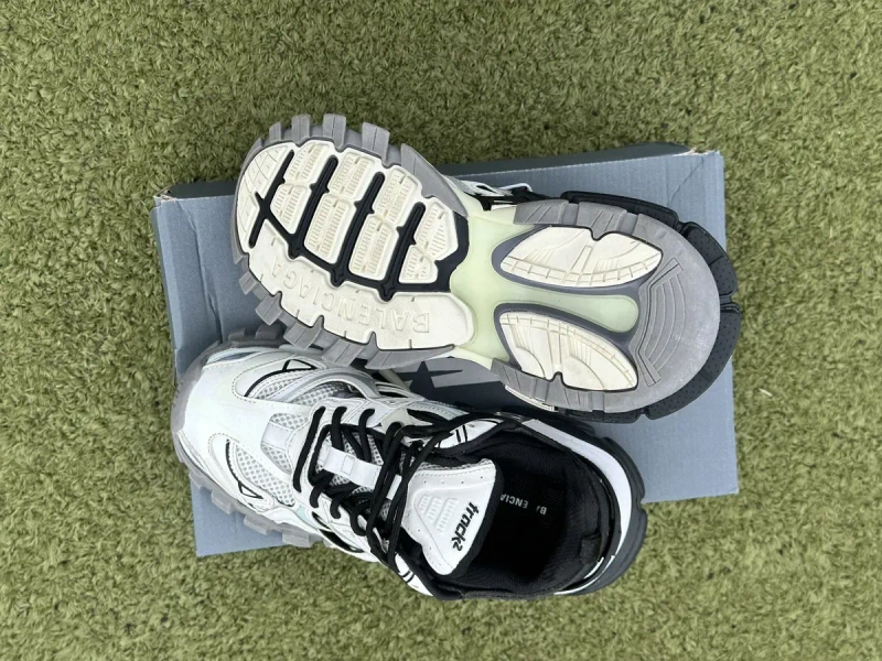 ‼️Кросівки Balenciaga Track2 Black 36/45 Чорно-білого кольору — фото 4