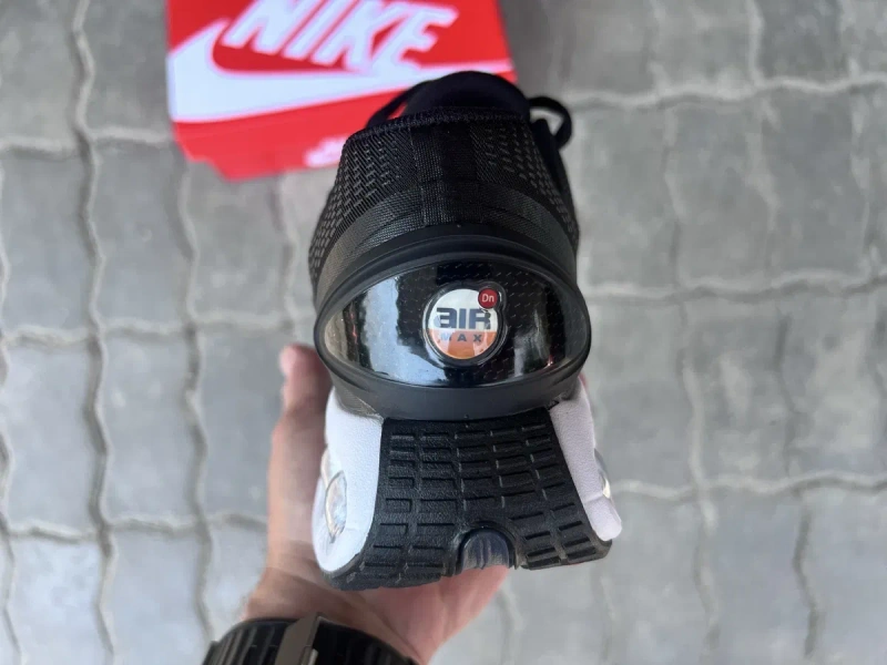 Кросівки чоловічі Nike Air Max DN black white в наявності — фото 5