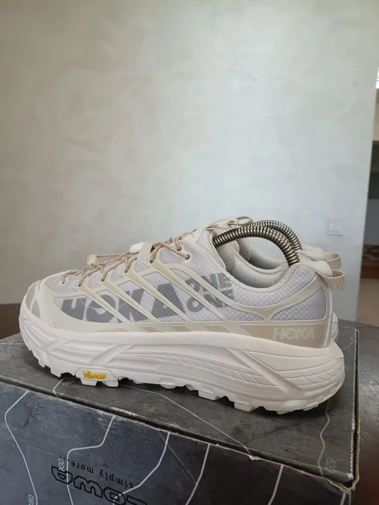 Кросівки Hoka One One Mafate Three2 Low Eggnog Shifting Sand - 1141572-ESSN
розмір 42 довжина устілки 27 см
НОВІ — фото 4