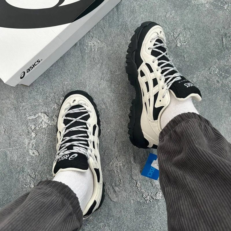 Кросівки Кроссовки Asics Gel-Pickax Oyster light Grey Чёрный Серый Чорний Сірий Кросовки демісезон — фото 6