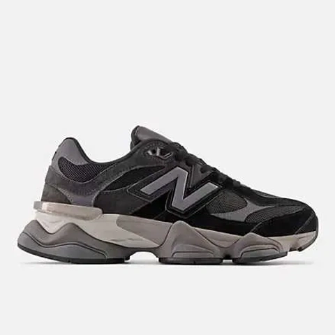 Кросівки New Balance 9060 розміри M8/8.5/9/10