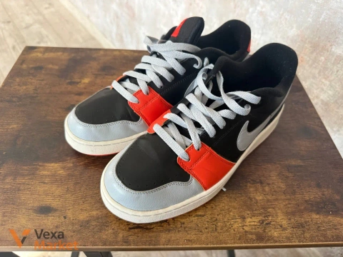 Кросівки Nike