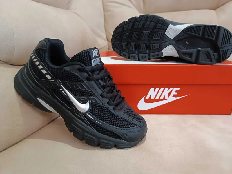 кросівки Nike Initiator 36-41 розмір — фото 3