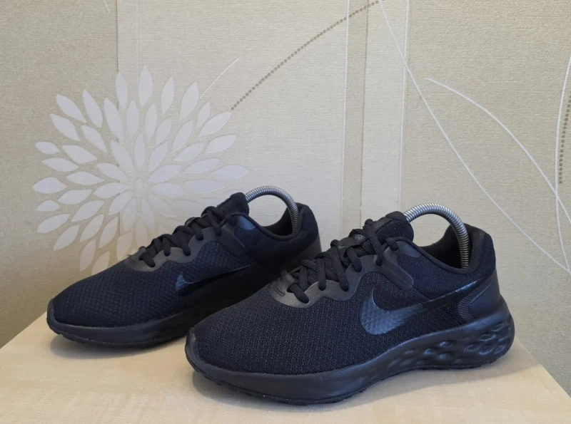 Кросівки Nike Revolution 6 оригінал розмір 39 — фото 3