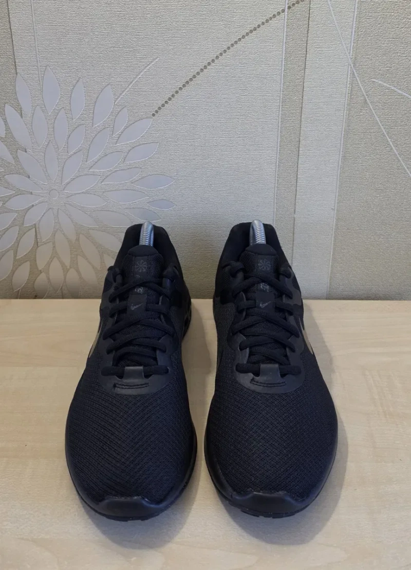 Кросівки Nike Revolution 6 оригінал розмір 39 — фото 4