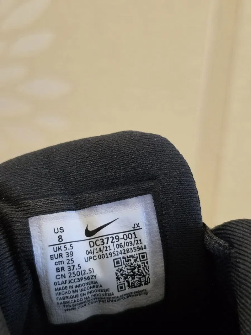 Кросівки Nike Revolution 6 оригінал розмір 39 — фото 7