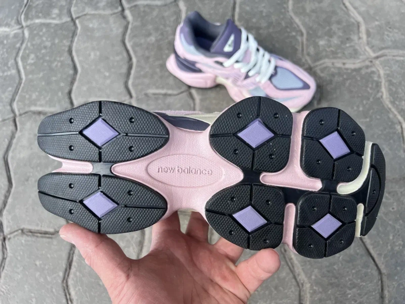 Кросівки жіночі New Balance 9060 Pink Lavender — фото 3