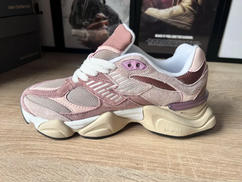 Кросівки жіночі New balance 9060 Sparrow . — фото 2