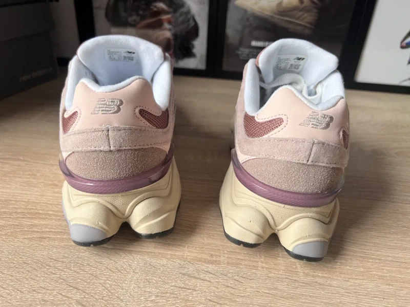 Кросівки жіночі New balance 9060 Sparrow . — фото 4
