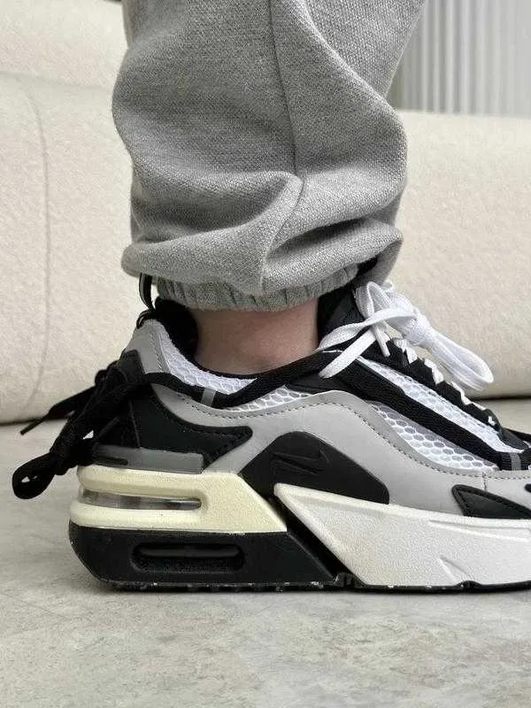 Кросівки Жіночі Nike Air Max Furyosa NRG Black Silver White DC7350-001 /Кроссовки женские Найк Фуриоза/Nike Фуріоза — фото 6