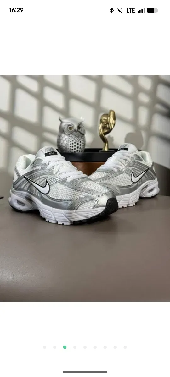 Кросівки  жіночі nike air max moto 2k white metallic silver   37,41р — фото 3