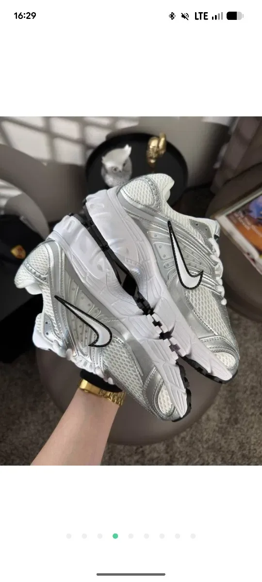 Кросівки  жіночі nike air max moto 2k white metallic silver   37,41р — фото 4