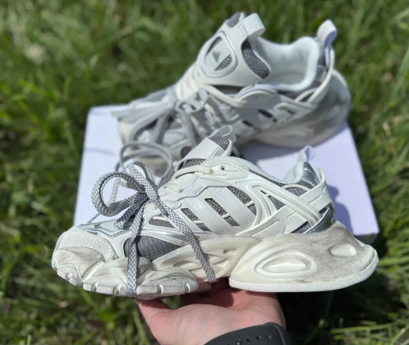 Кроссовки Adidas Vento XLG Runner Deluxe Sail Grey/Core White/Off White /Кросівки Жіночі Венто Dirty White / Silver — фото 3