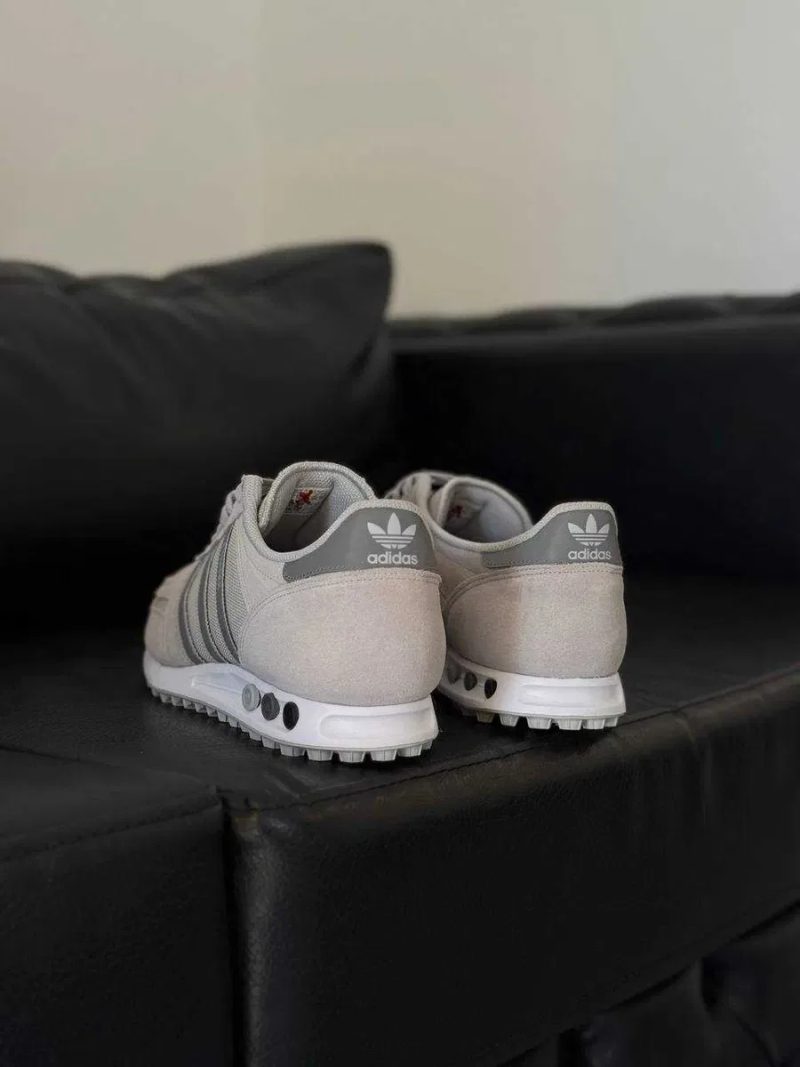 Кроссовки большой размер мужские класичні кросівки adidas LA Trainer OG замш [Оригінал] дивіться інші оголошення автора є більше 500 моделей — фото 6
