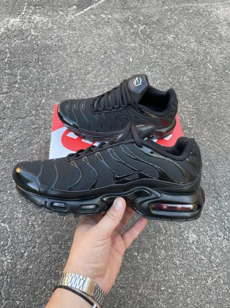 Кроссовки Чоловічі кросівки Nike Air Max Plus TN total Black — фото 2