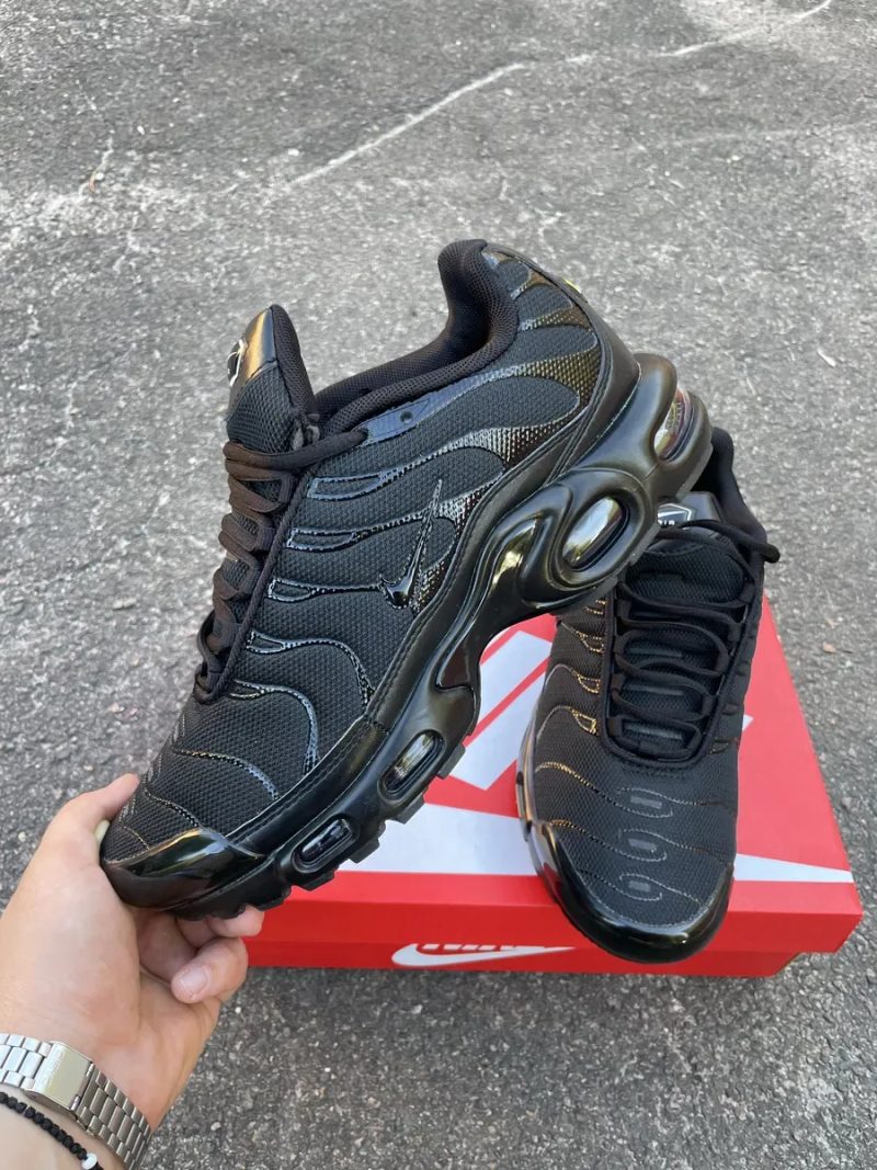Кроссовки Чоловічі кросівки Nike Air Max Plus TN total Black — фото 4