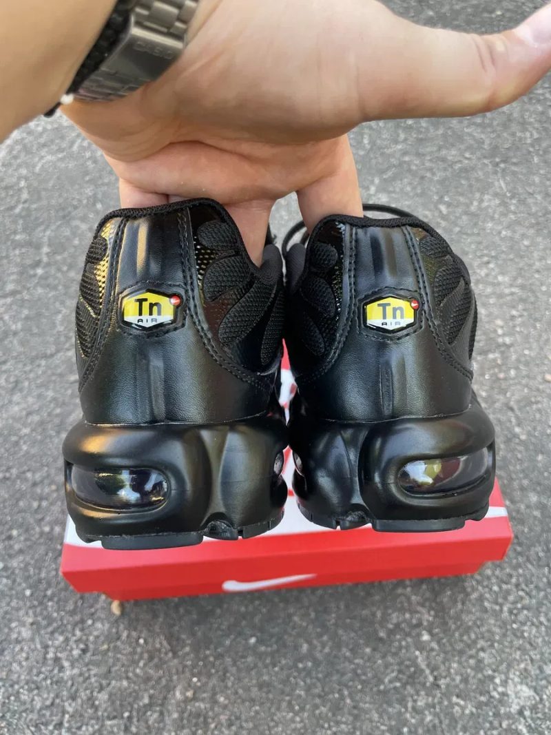 Кроссовки Чоловічі кросівки Nike Air Max Plus TN total Black — фото 6