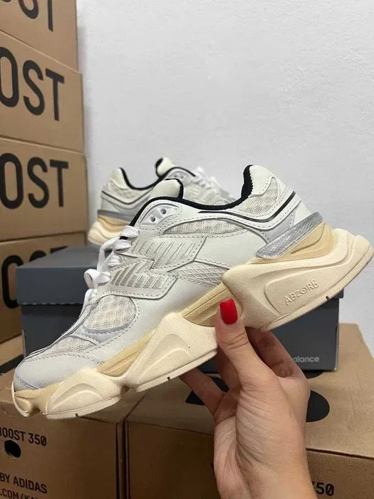 Кроссовки New Balance 9060 Beige / Нью Беленс 9060 бежевые 37 38 39 — фото 2