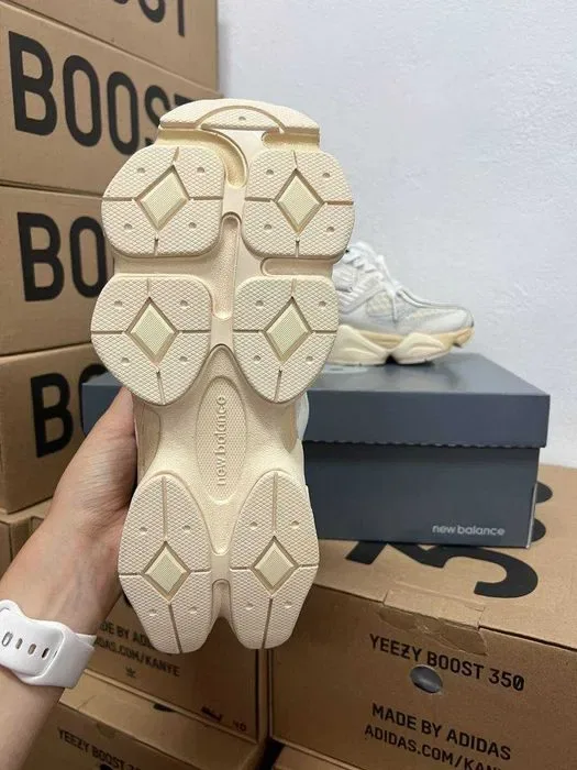 Кроссовки New Balance 9060 Beige / Нью Беленс 9060 бежевые 37 38 39 — фото 6