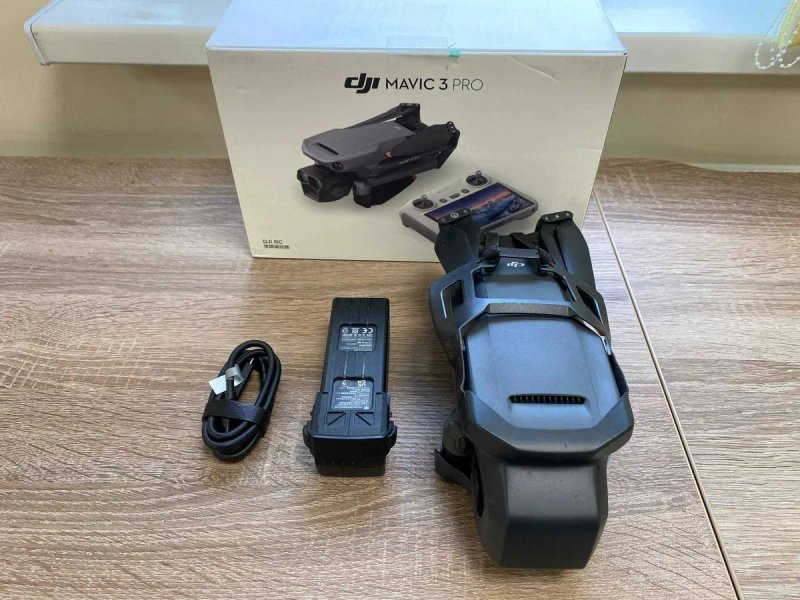 Квадрокоптер DJI Mavic 3 Pro Б/У | З акаунтом | Прив'язаний до пульта | Обмеження для польотів знят — фото 7