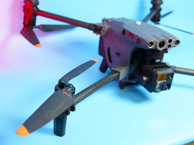 Квадрокоптер дрон DJI MATRICE 30T. Професійний, з камерою та тепловізором, повний комплект, 6 акумуляторів. DJI TB30 Intelligent Flight Battery. — фото 4