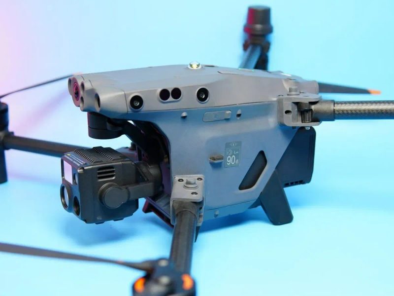 Квадрокоптер дрон DJI MATRICE 30T. Професійний, з камерою та тепловізором, повний комплект, 6 акумуляторів. DJI TB30 Intelligent Flight Battery. — фото 5