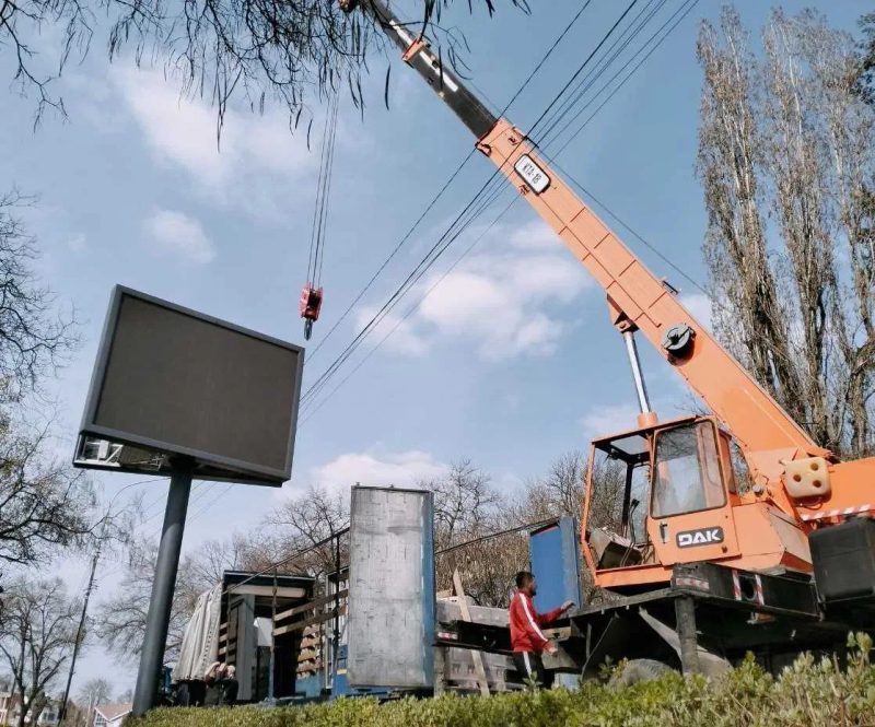 ЛЕД екрани замість бордів: дохід х5, окупність 30-42 місяці. Світлодіодний LED-екран для зовнішньої реклами DOOH Виготовлення. Монтаж. ПДВ. — фото 3