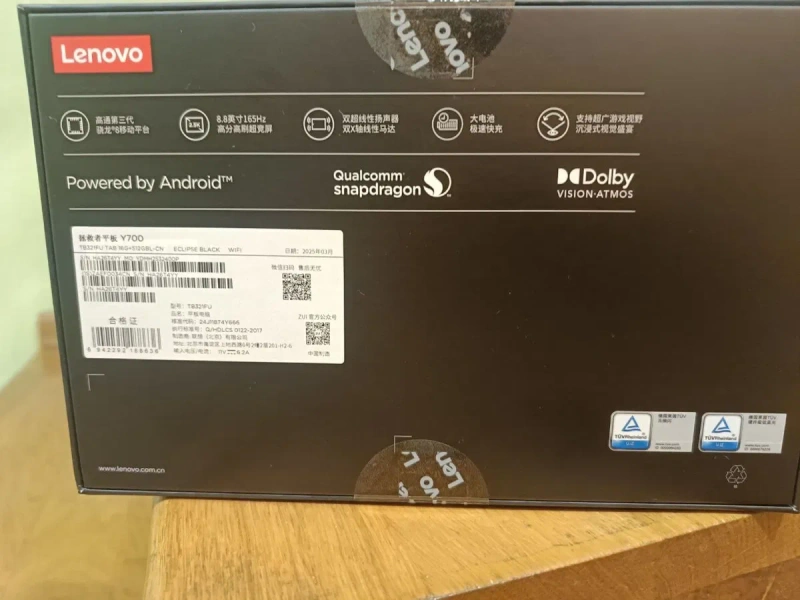 Lenovo Legion Y700 2025 Gen 3 16/512 16 android  Global White  Black — фото 3