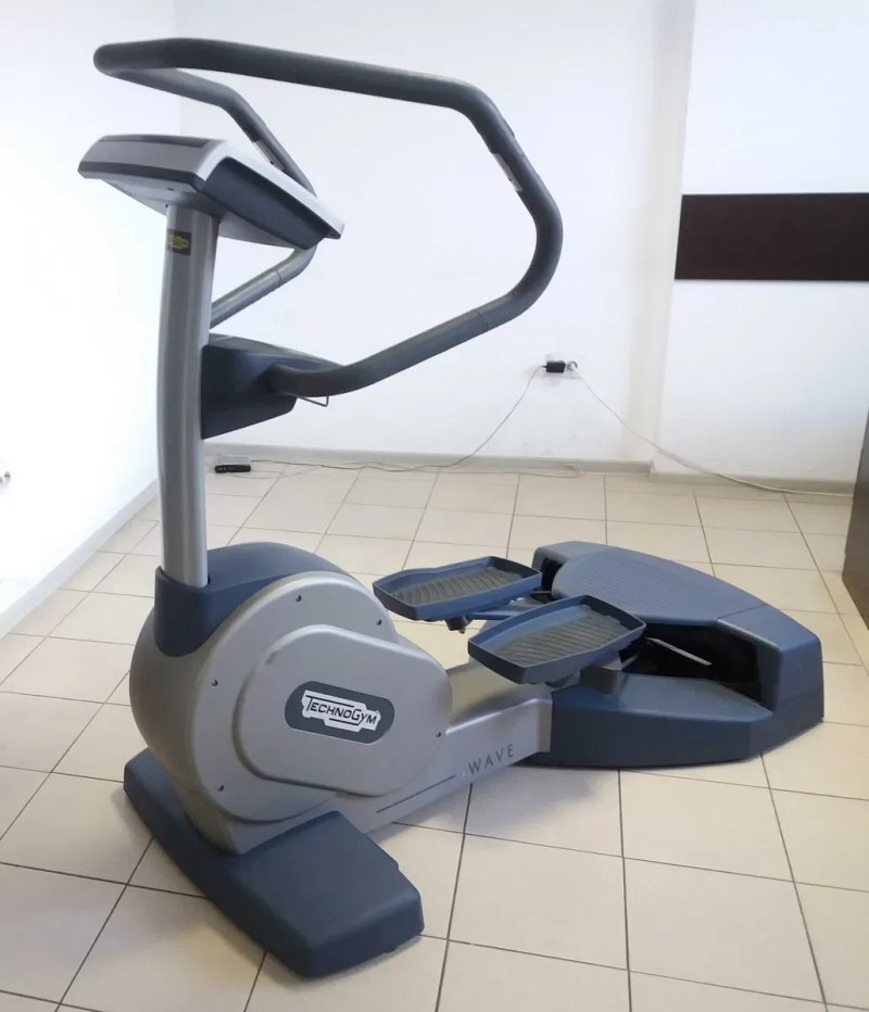 Лижний / ковзанярський тренажер Technogym Wave 500 LED (Excite) — фото 2