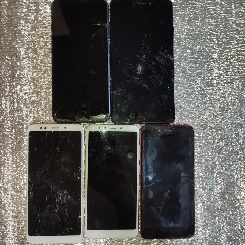 Лот телефонів Xiaomi — фото 2